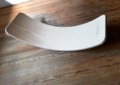 Planche d’équilibre Wobbel en bois