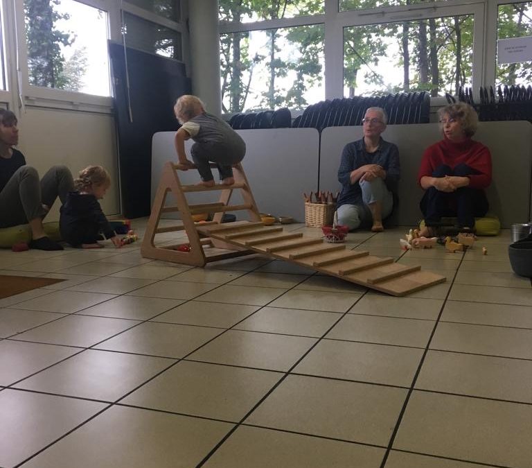 Maman, papa, assistante maternelle à JeJoueMot’