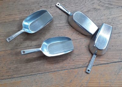 Les petites pelles en inox