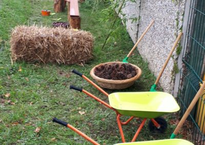 Brouette métallique